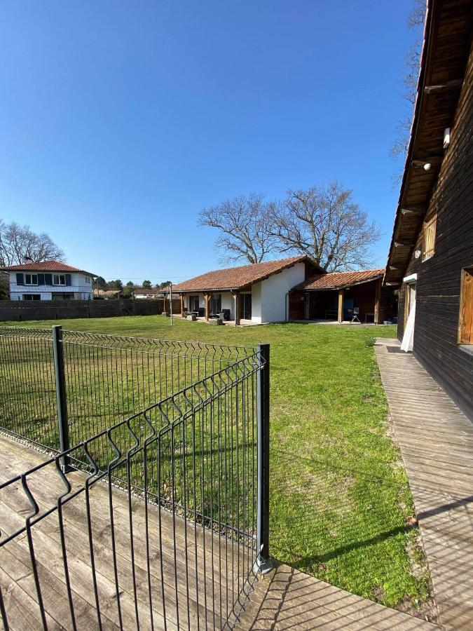 Ensemble de 3 villas avec piscine chauffée, esprit détente Sanguinet Esterno foto